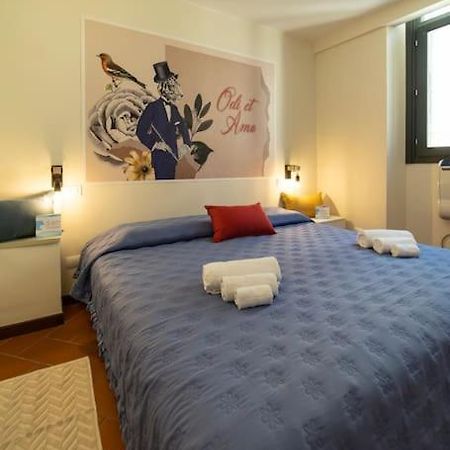Odi Et Amo - Luxury Love Brescia Exteriör bild